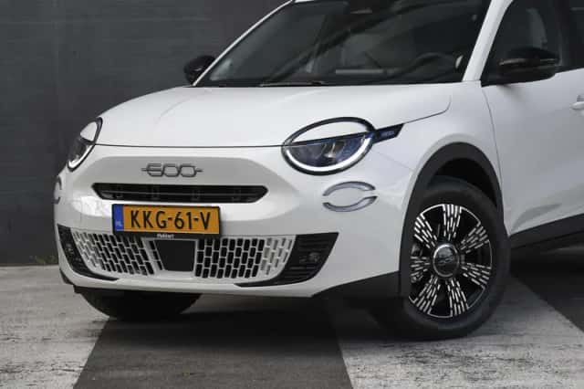 Fiat 600 (2026) thumbnail 2
