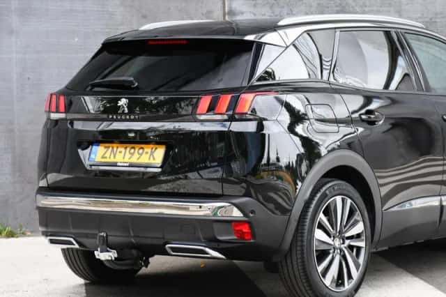 Peugeot 3008 (2019) thumbnail 6
