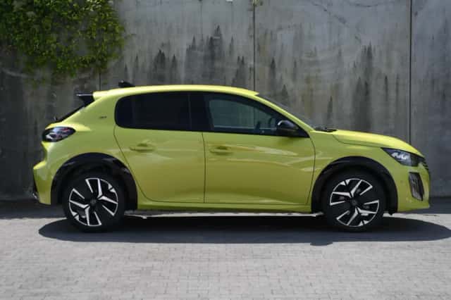 Peugeot 208 (2025) thumbnail 4