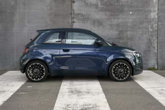 Fiat 500e (2023) thumbnail 4