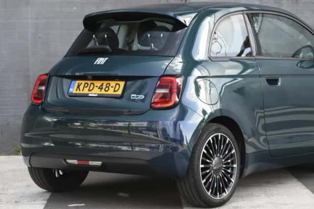 Fiat 500e (2023) thumbnail 6