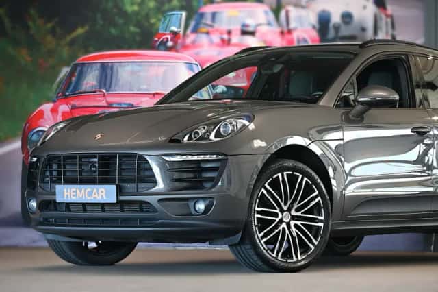 Porsche Macan (2016) thumbnail 3