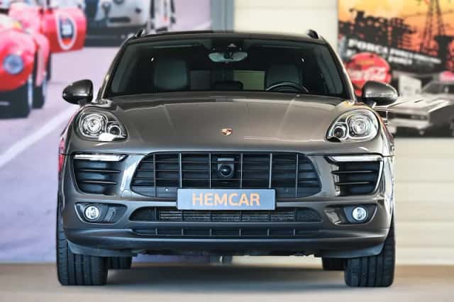 Porsche Macan (2016) thumbnail 8