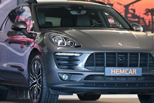 Porsche Macan (2016) thumbnail 10