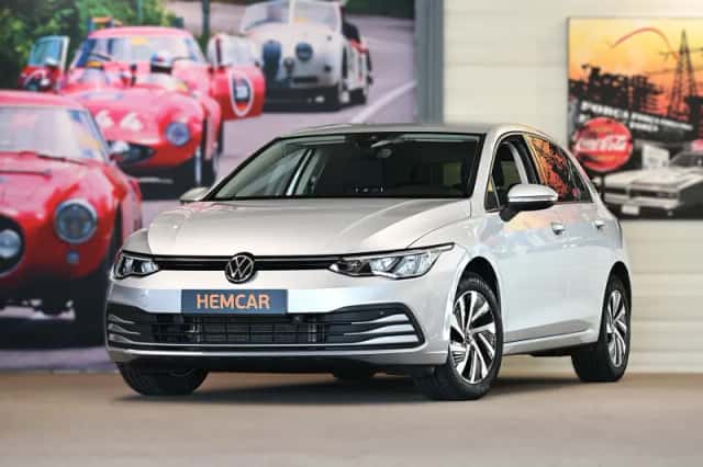 Volkswagen Golf (2020) thumbnail 2