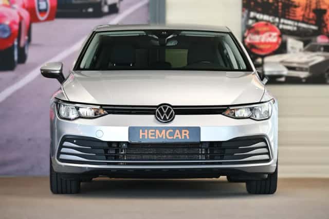 Volkswagen Golf (2020) thumbnail 4