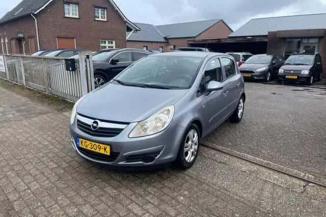 Opel Corsa (2007) thumbnail 1