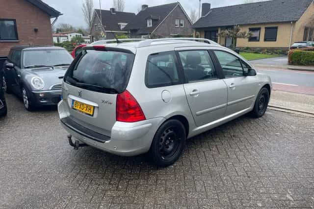 Peugeot 307 SW (2007) thumbnail 5