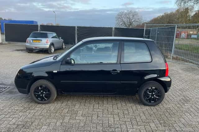 Volkswagen Lupo (2001) thumbnail 2