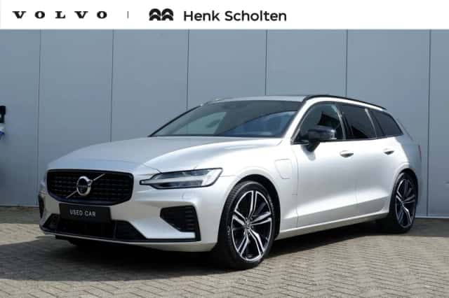 Volvo V60 (2021) thumbnail 1