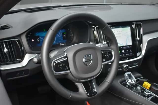 Volvo V60 (2026) thumbnail 3