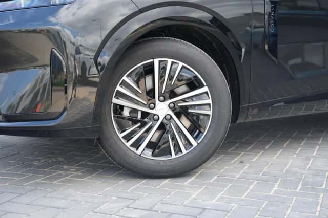 Lynk & Co 08 (2026) thumbnail 5