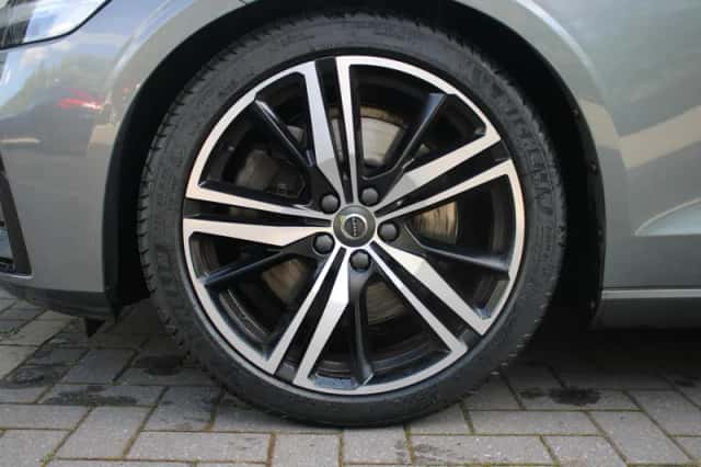 Volvo S60 (2019) thumbnail 6