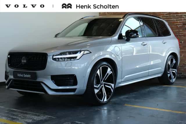Volvo XC90 (2024) thumbnail 1