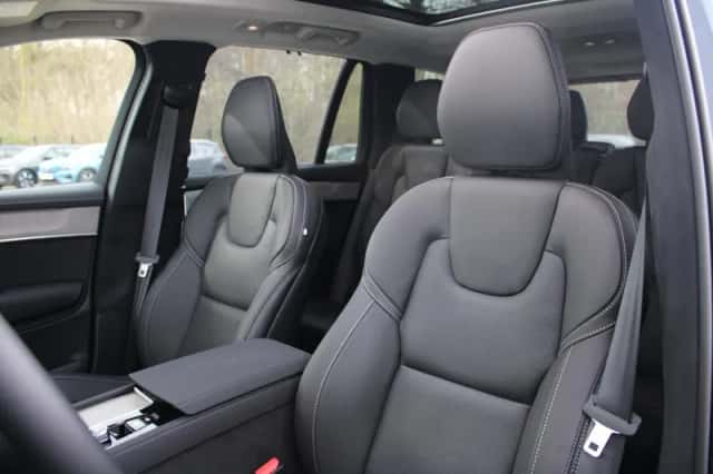 Volvo XC90 (2026) thumbnail 4
