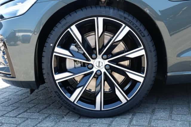 Volvo V60 (2026) thumbnail 5