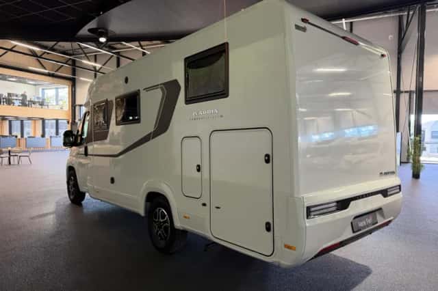Adria Compact (2027) thumbnail 3