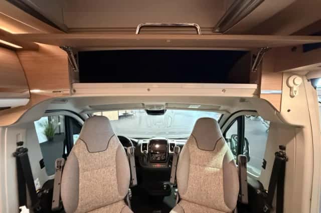 Malibu Van (2022) thumbnail 3
