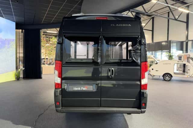 Adria Twin (2026) thumbnail 6