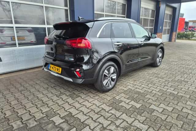 Kia Niro (2021) thumbnail 2