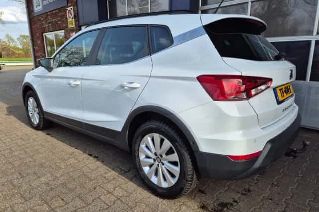 SEAT Arona (2018) thumbnail 5