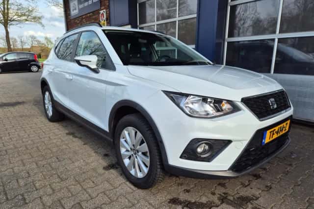 SEAT Arona (2018) thumbnail 6