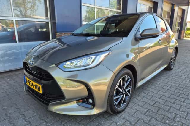 Toyota Yaris (2021) thumbnail 1