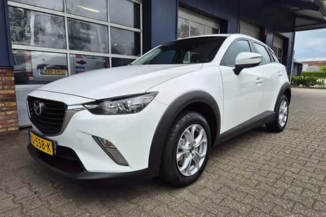 Mazda CX-3 (2017) thumbnail 1