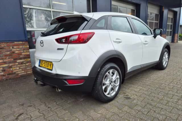 Mazda CX-3 (2017) thumbnail 2