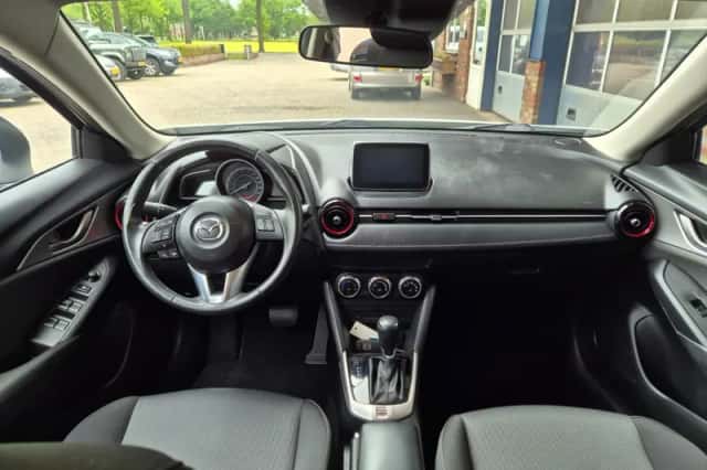 Mazda CX-3 (2017) thumbnail 3