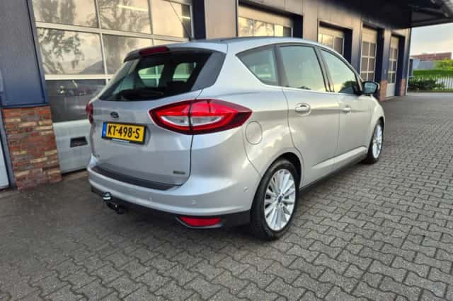 Ford C-Max (2016) thumbnail 2