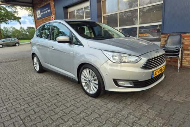 Ford C-Max (2016) thumbnail 5
