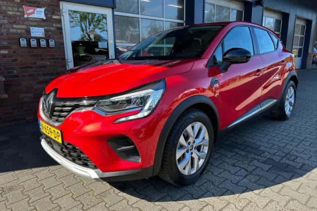 Renault Captur (2020) thumbnail 1