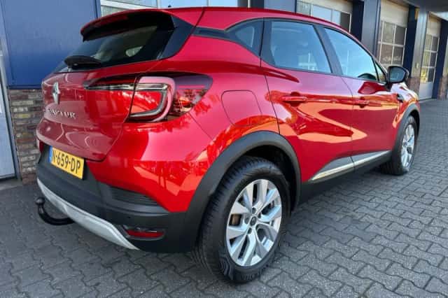 Renault Captur (2020) thumbnail 6