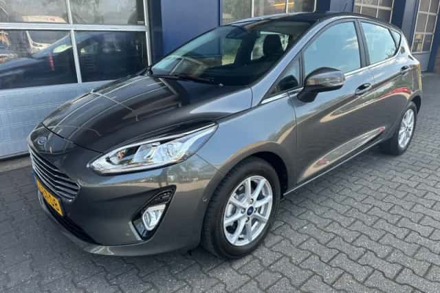 Ford Fiesta (2021) thumbnail 1