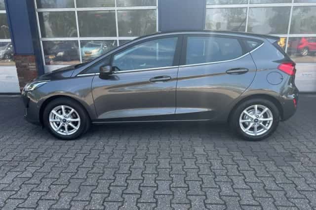 Ford Fiesta (2021) thumbnail 3