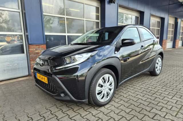 Toyota Aygo X (2023) thumbnail 1
