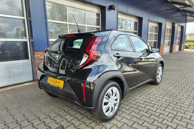 Toyota Aygo X (2023) thumbnail 2