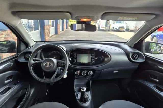Toyota Aygo X (2023) thumbnail 3