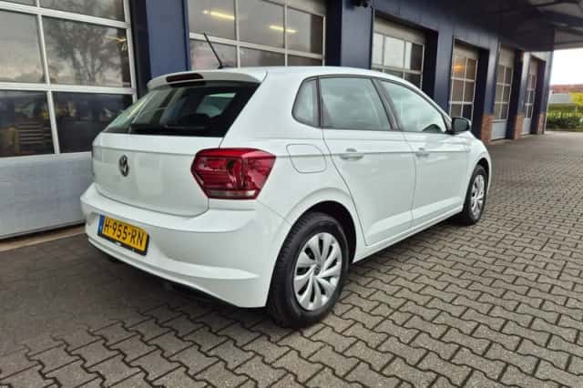 Volkswagen Polo (2020) thumbnail 2