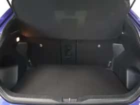Toyota Yaris Cross (2024) thumbnail 23