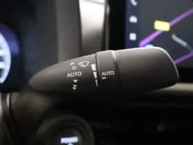 Toyota C-HR (2024) thumbnail 23