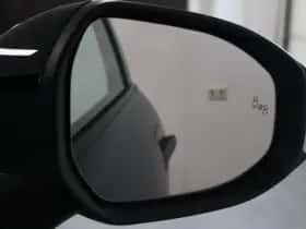 Toyota C-HR (2024) thumbnail 29