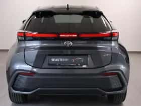 Toyota C-HR (2024) thumbnail 4
