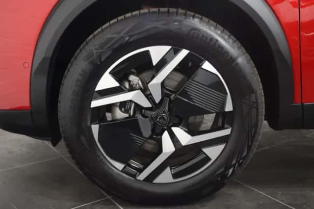Peugeot 2008 (2025) thumbnail 12
