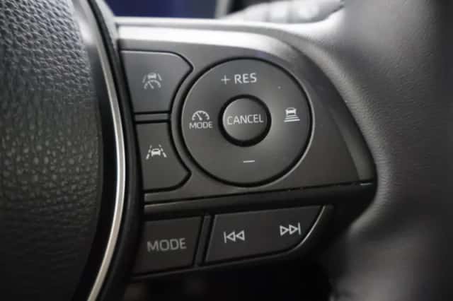 Toyota Corolla (2024) thumbnail 11