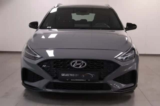 Hyundai i30 (2020) thumbnail 2