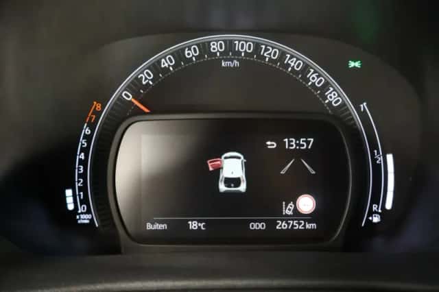 Toyota Aygo X (2023) thumbnail 15
