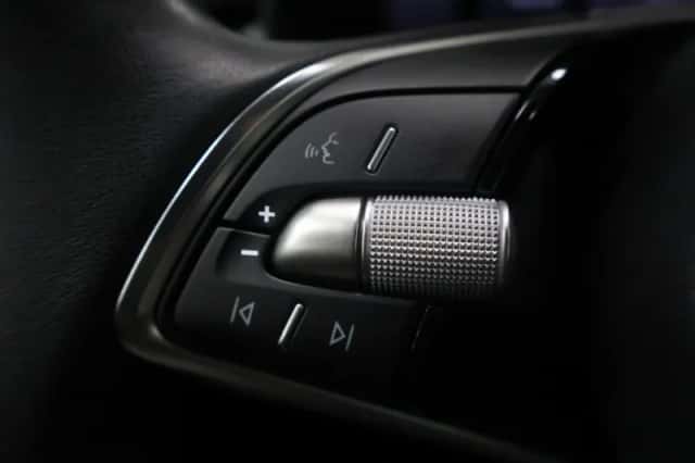 Škoda Kamiq (2020) thumbnail 11