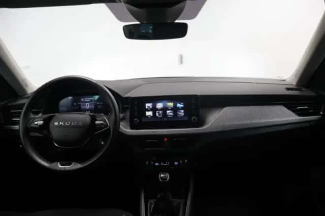 Škoda Kamiq (2020) thumbnail 15